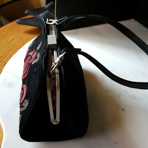 COPY - KENNETH COLE PILL BOX PURSE!!!👄😎 - Picture 4 of 5